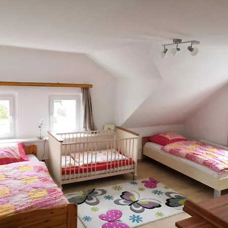 別荘 Ferienhaus-dreimueller-am-ursprung-des-eifelkrimis